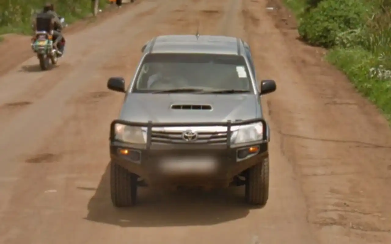 Follow car for Kenya